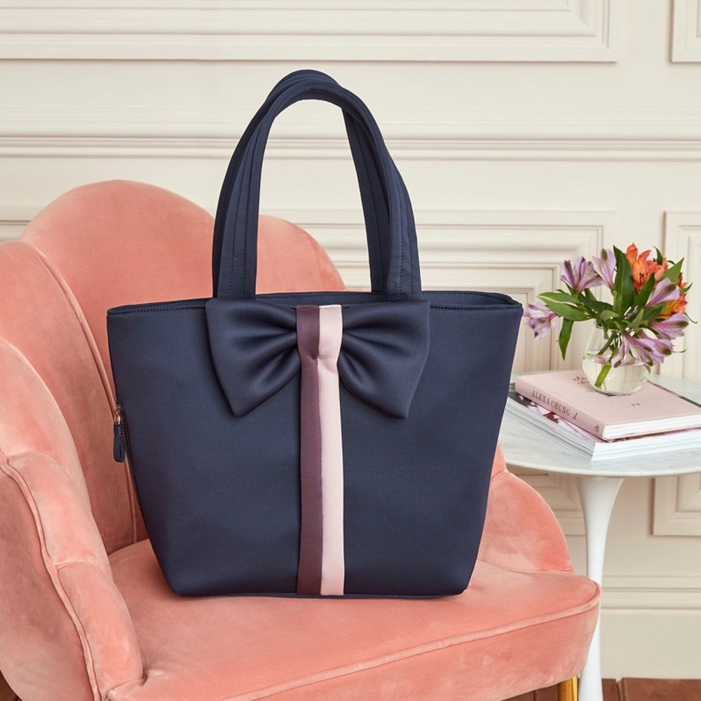 NEW Stella and Dot Crush It Bow Tote